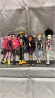 5 monster high dolls