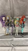 5 monster high dolls