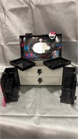 Monster High Makeup jewelry case