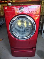Very Clean Dryer with Bottom Storage