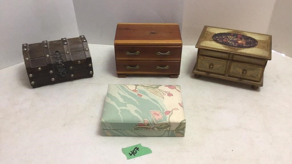 Vintage jewelry boxes