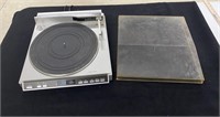 Vintage Realistic LAB-2000 Turntable