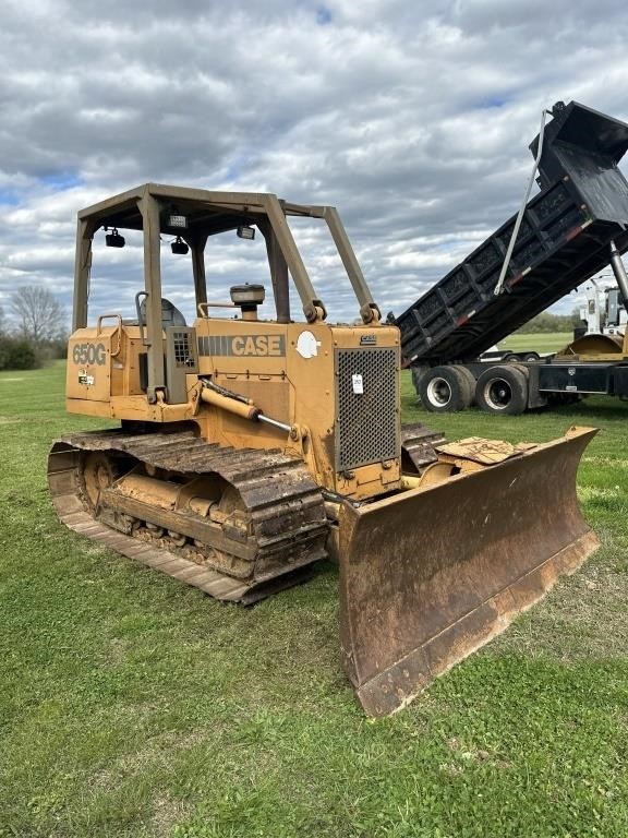 Case 650G Dozer, 2800 Hours, Good Undercarriage,