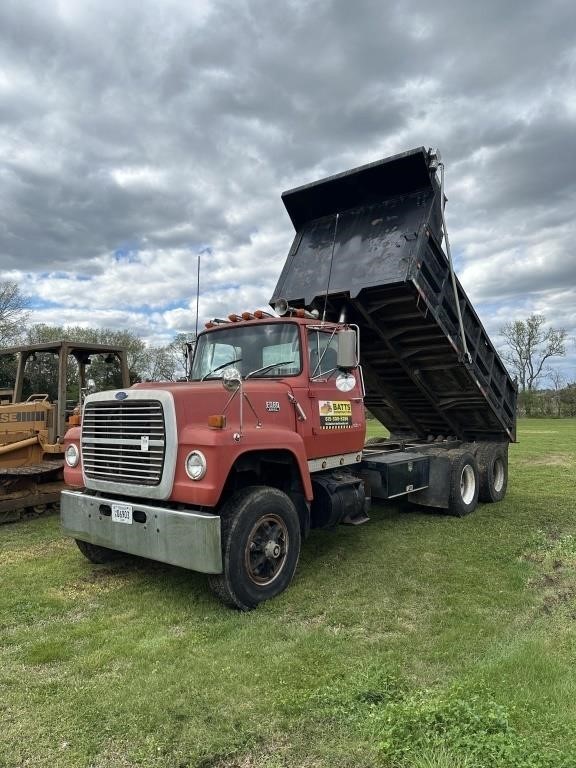 1985 Ford 8000 Dump Truck, 3208 Cat Diesel,