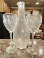 Beautiful Etched Fruit Decanter & 4 Glasses