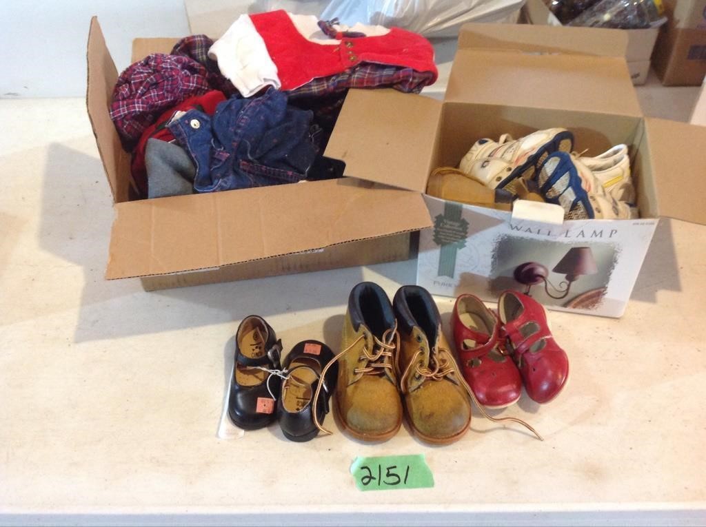 Infant shoes and clothes
