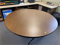 Folding Round Table