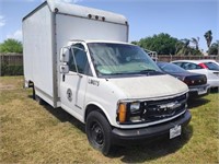 2001 Chevy ExpressVan 2500 with box