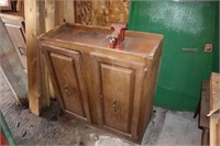 Shop Cabinet with Vice