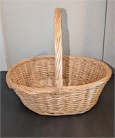 Large Wicker Basket w/ Handle