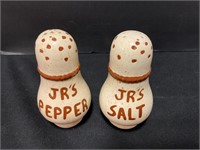 5 “ salt/ pepper set
