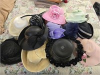 Estate lot of hats