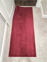 6ft by 2ft Red rug