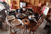 Pots and Pans; Pie Plate; Small Baking Dishes