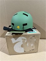 New Retrospec Dakota Medium Skate helmet