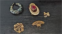 Lot of Old Costume Jewelry Brooches
