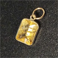 $500 10K  Citrine(1.25ct) Pendant