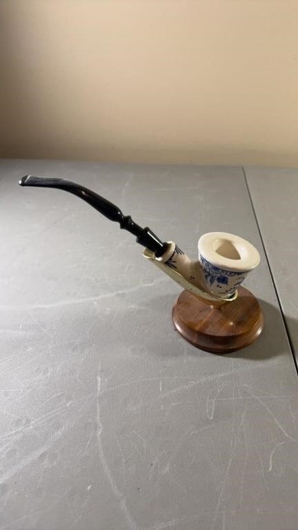 Donald Scott Pipe Collection