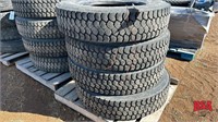 Pallet of 4 Tires 11 R 24.5 Truck Tires