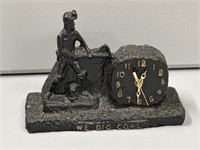 Quartz Clock made of coal
