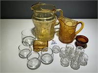 4 VTG Amber Glass & 19 Clear Glass Pieces
