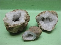 Quartz Crystal Geodes - 538 Grams