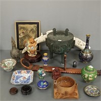 Group Asian items incl. cloisonne vases, Chinese