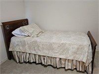 Vintage Twin Bed, 2nd of 2 in auction, Includes: