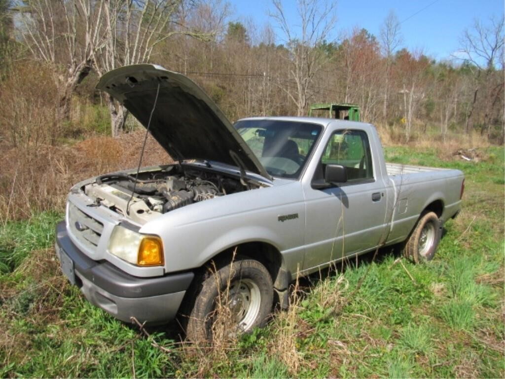 2003 Ford Ranger silver 4 cylinder engine