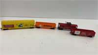 (4) HO scale trains. Old Dutch cleanser 173402,