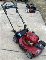 Toro Recycler 22" Self-Propelled Pushmower