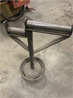 Two roller fixed position stand