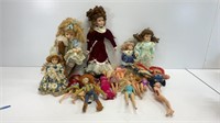 Assorted Barbie dolls, porcelain dolls, raggedy