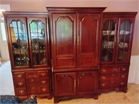 Display and Entrainment Cabinet