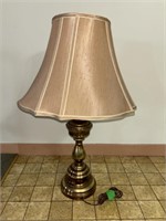 Brass table lamp 28in working