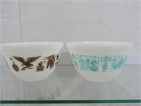2 PYREX 5 3/4 IN. MIXING BOWLS: