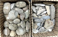 Box hammer stones and box quartzite pieces