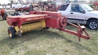 New Holland 310 Hayliner Sm. Sq. Baler