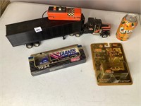 RC Trac/Trailer, NY Giants & Redskins Vehicle