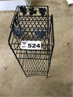 WIRE PLANT STAND