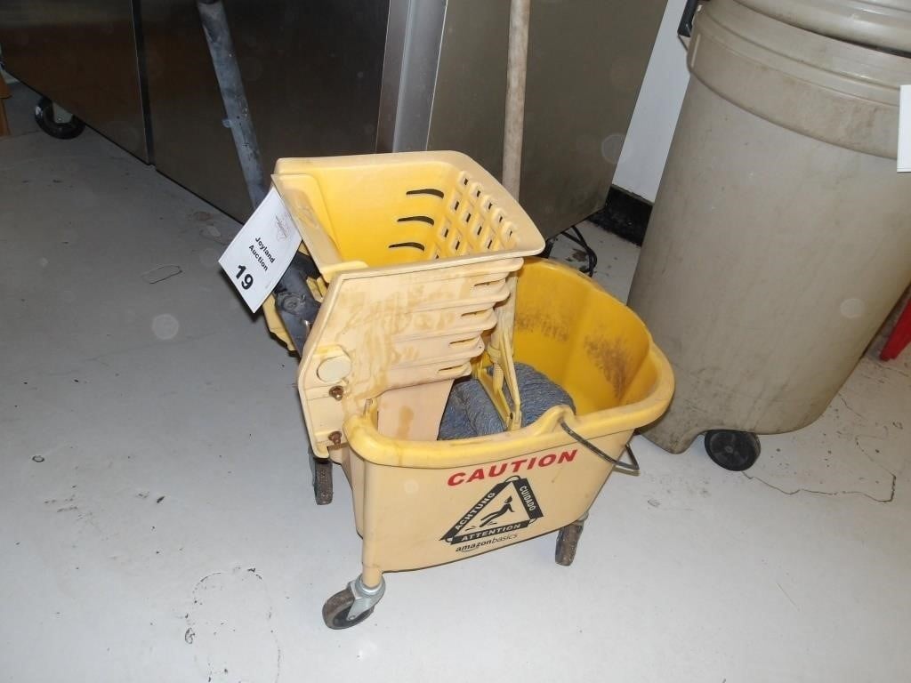 Commercial Mop Bucket with Mop