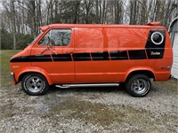 1974 DODGE TRADESMAN 200 STREET VAN (38,338 MILES)