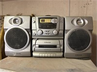 EMERSON 2-WAY PD6719 CD/RADIO/CASSETTE PLAYER