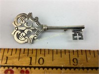 Mexican Sterling key pin 9 grams
