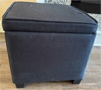 11 - STORAGE CUBE FOOTSTOOL