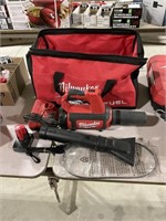 Milwaukee Compact Spot Blower