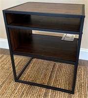 11 - SIDE TABLE