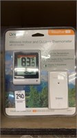 Oregon wireless indoor and outdoor thermometer