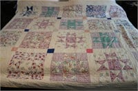 VINTAGE QUILT DOUBLE SIDED
