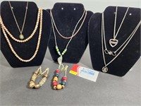 Necklace & Bracelet Lot